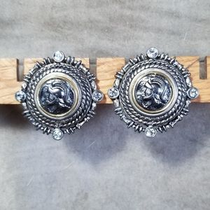 ☆ Clip-on Earrings